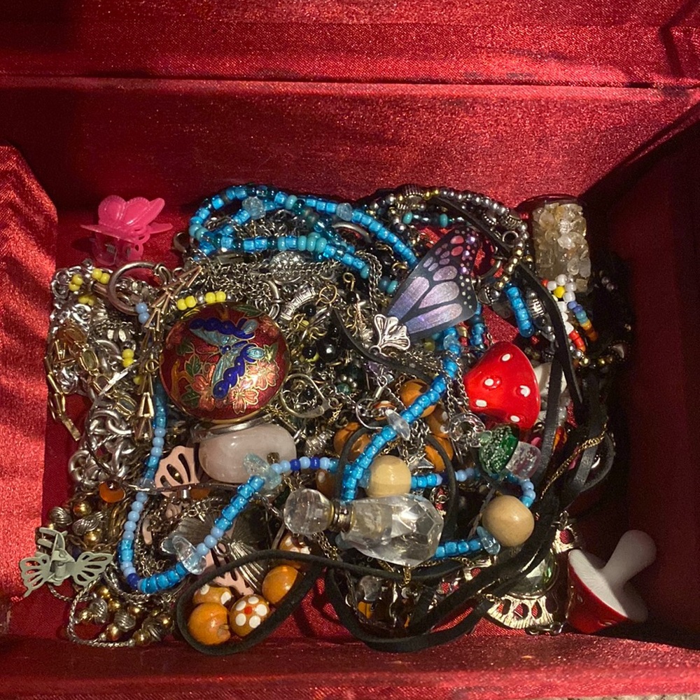 3/13 Jewelry mystery box
